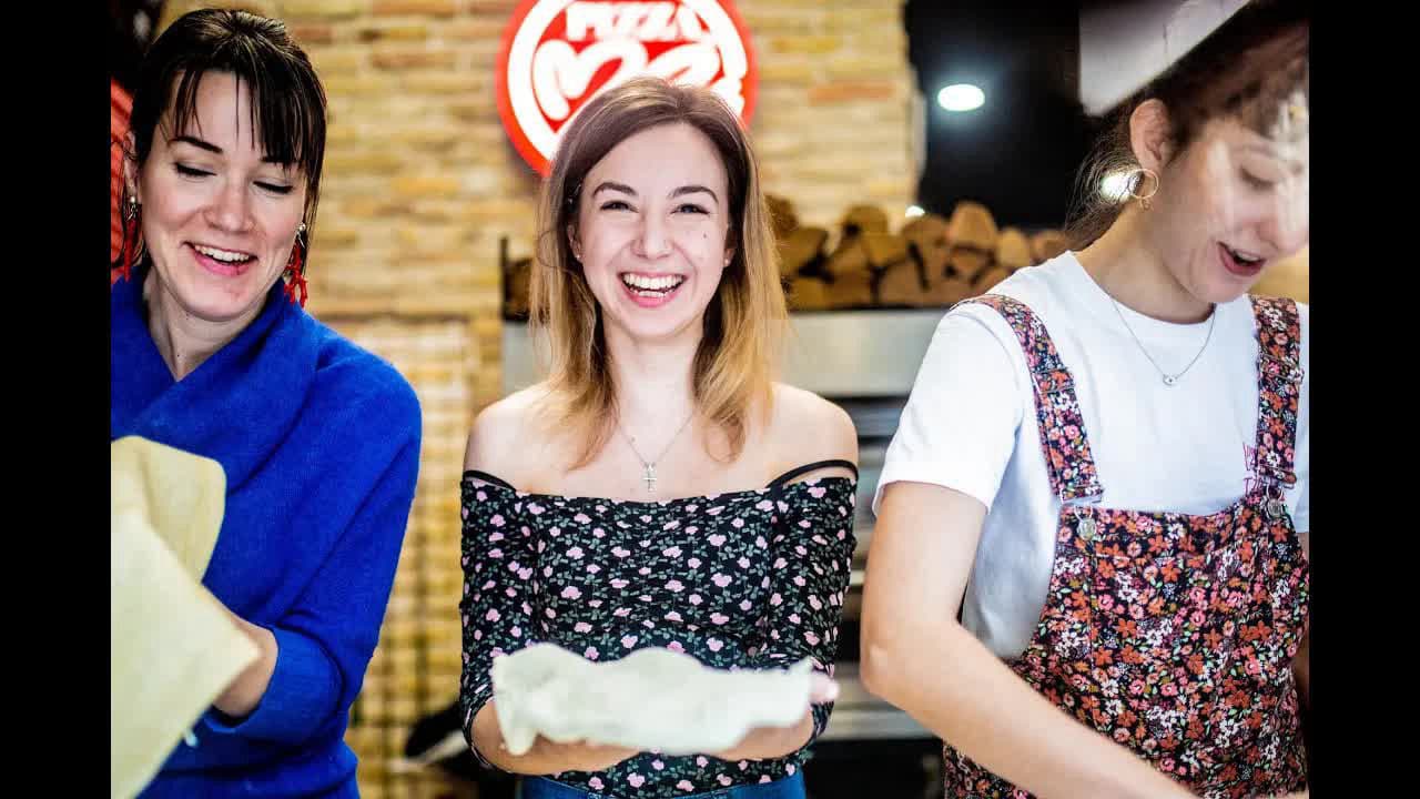 Thumbnail for Így született meg a Pizza Me-vel közösen készített We Love Budapest Pizza