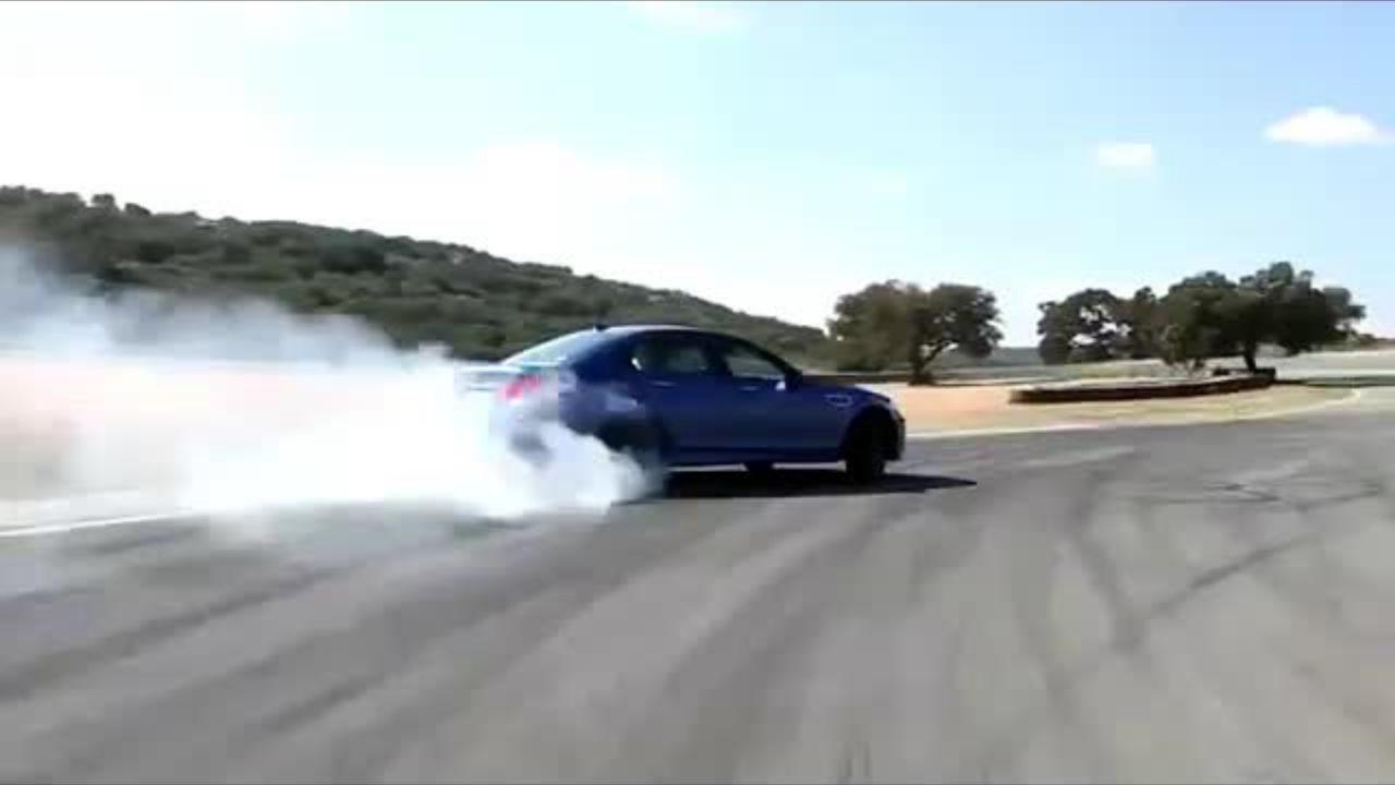 BMW M5 drift - sok-sok drift...