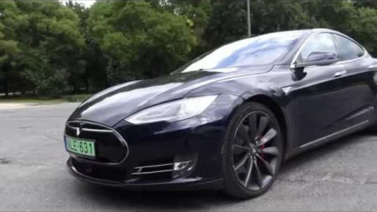 Totalcar teszt: használt Tesla Model S
