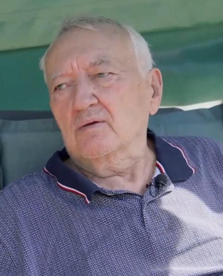 Havas Henrik nem szokványos módon jutott fenyőfához