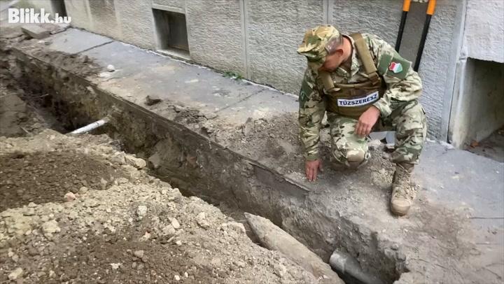 Thumbnail for Bombát találtak Budán