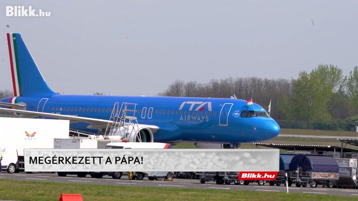 Thumbnail for Ferenc pápa megérkezett Budapestre!