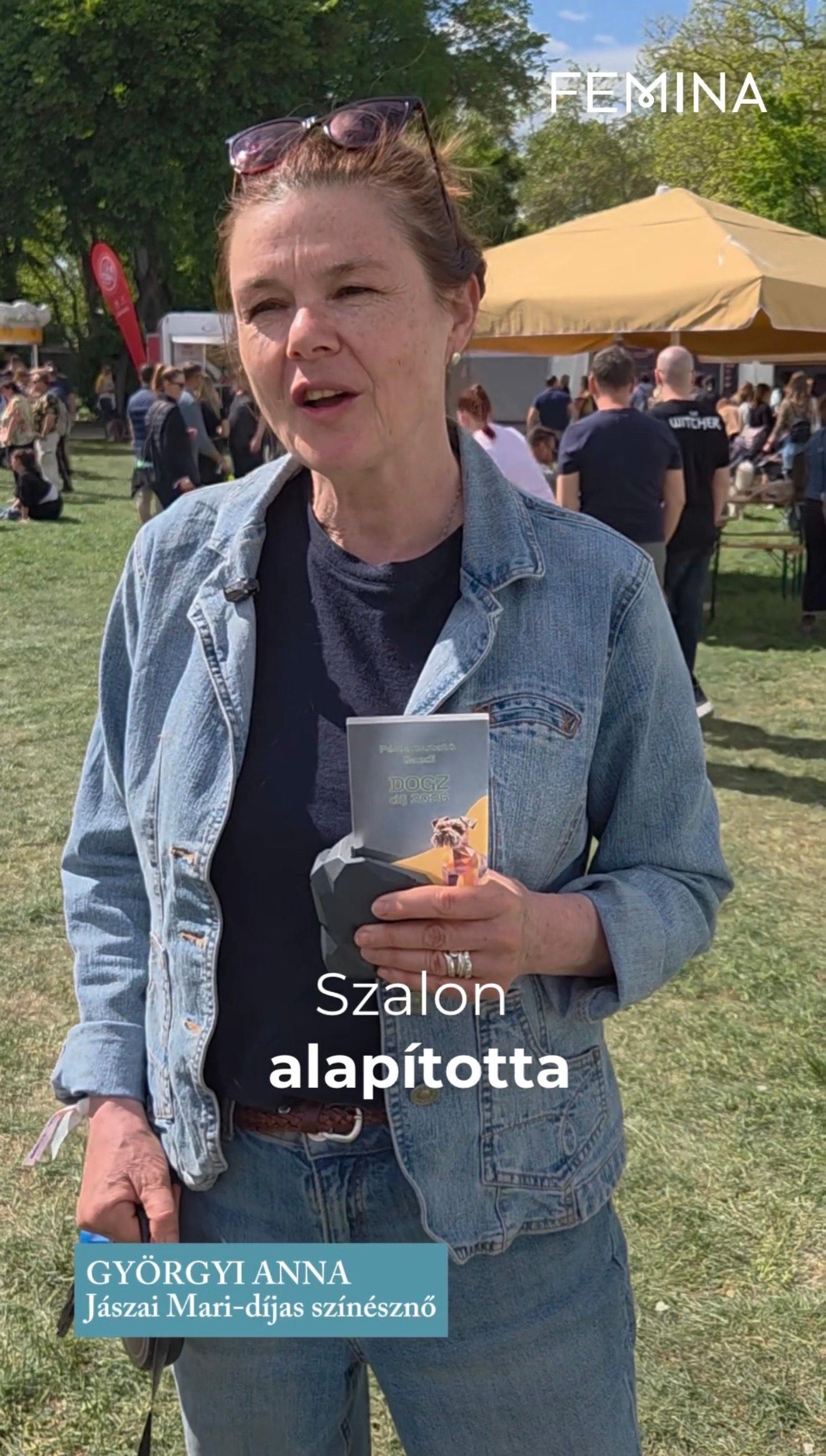 György Anna aktív résztvevője és arca a Színházi Kutyák Világszövetségének