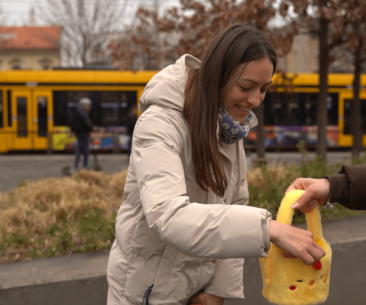 Thumbnail for Gumicukorral teszteltük a budapestieket: kiderült, mit tudunk valójában a húsvétról