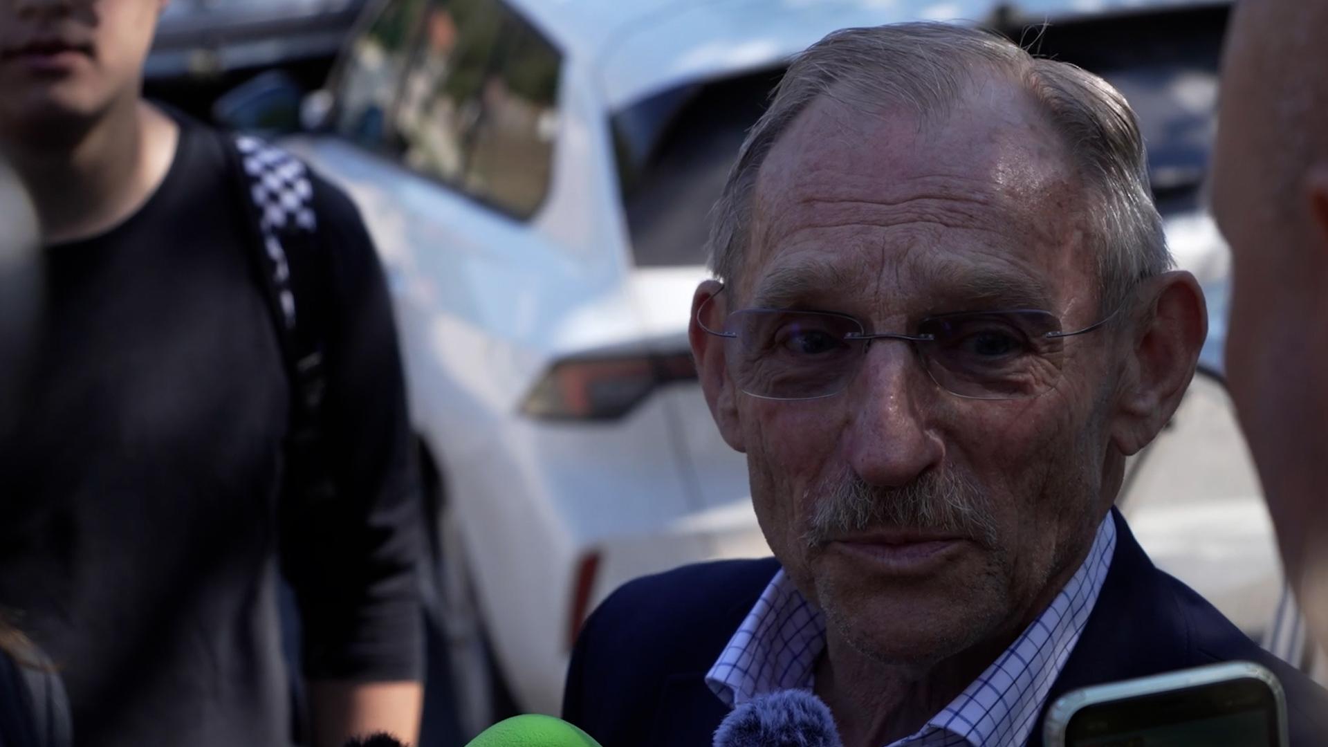 Thumbnail for Pintér Sándor: „Én most nyugdíjas vagyok, a politika nem érdekel”