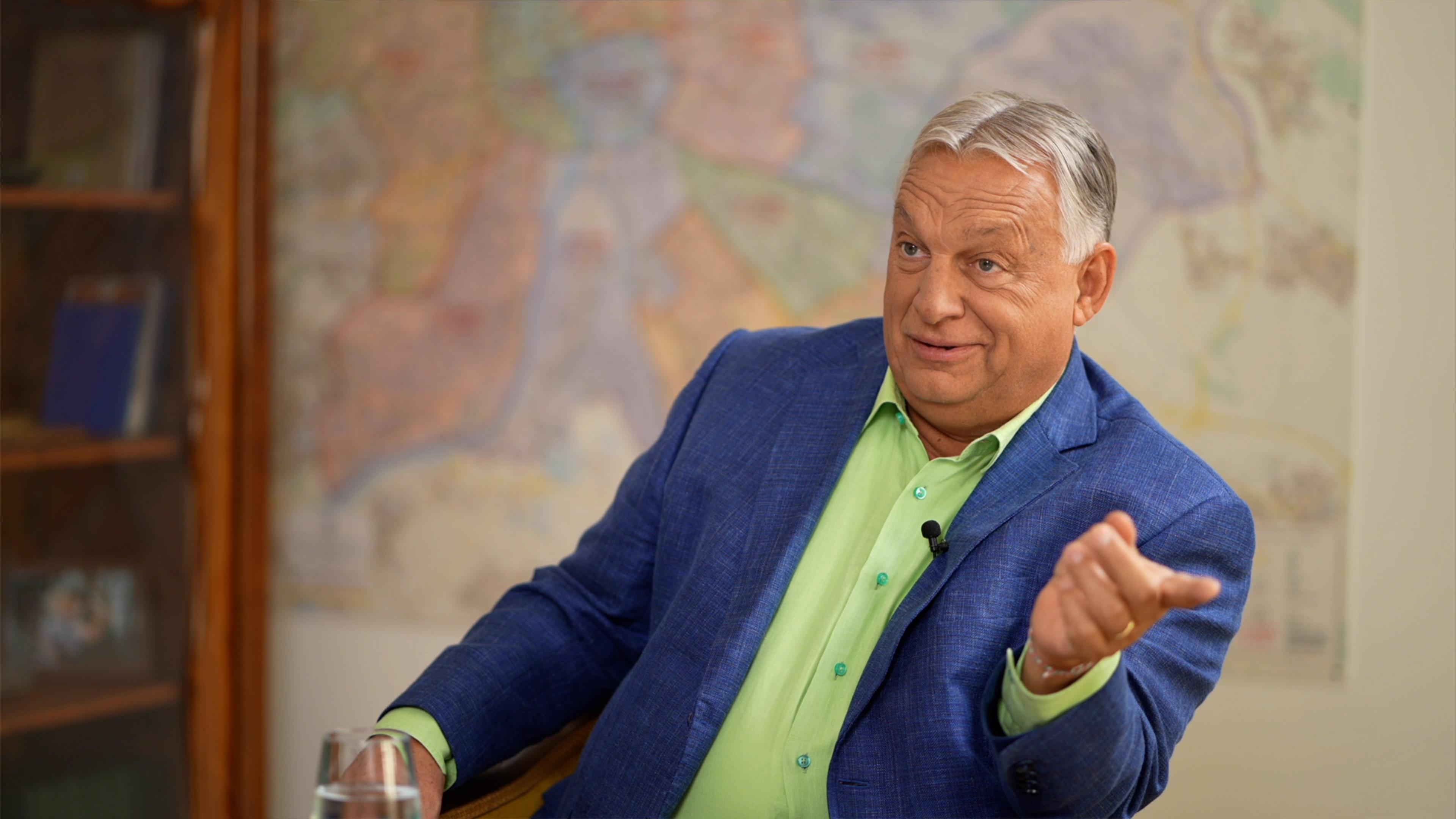 Orbán Viktor megmutatta az új főhadiszállását - Igazi kincsek vannak a villában thumbnail