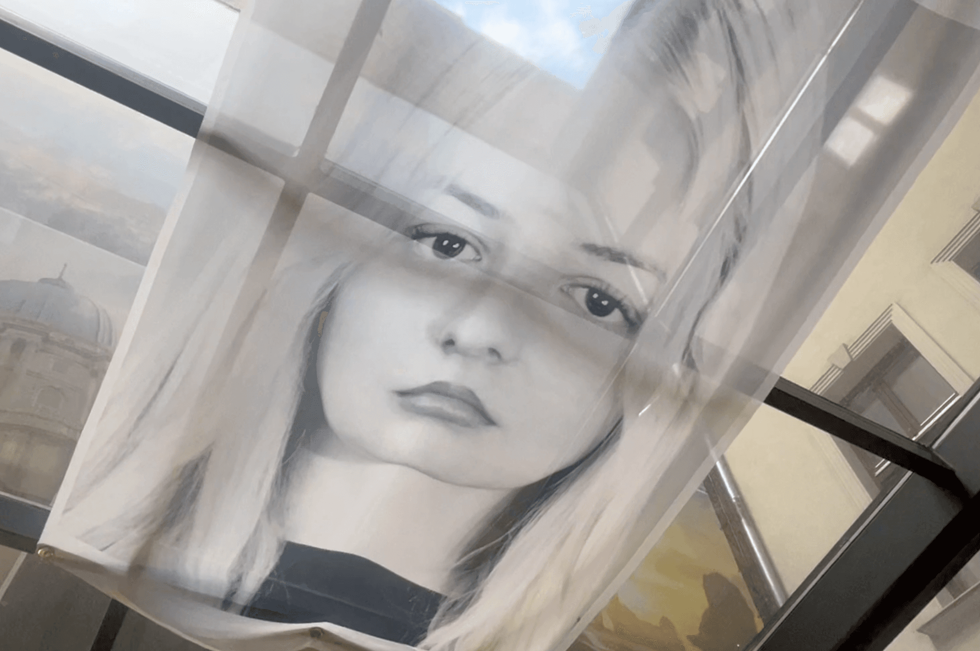 Thumbnail for Lévai Krisztina fotóművész legújabb kiállításán jártunk