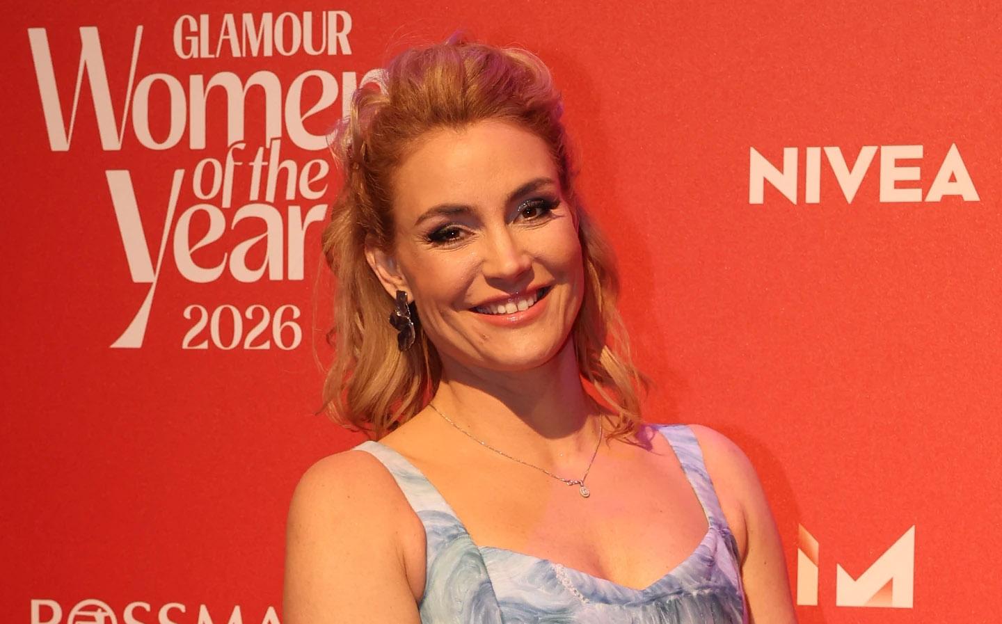 Thumbnail for Álomszép,mini ruhában jött elő Balogh Edina a Glamour Women of the Year gálám