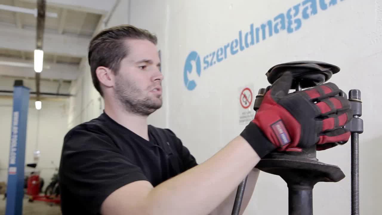 Szerelj Szabadon: Szerelj BMW-futóművet!
