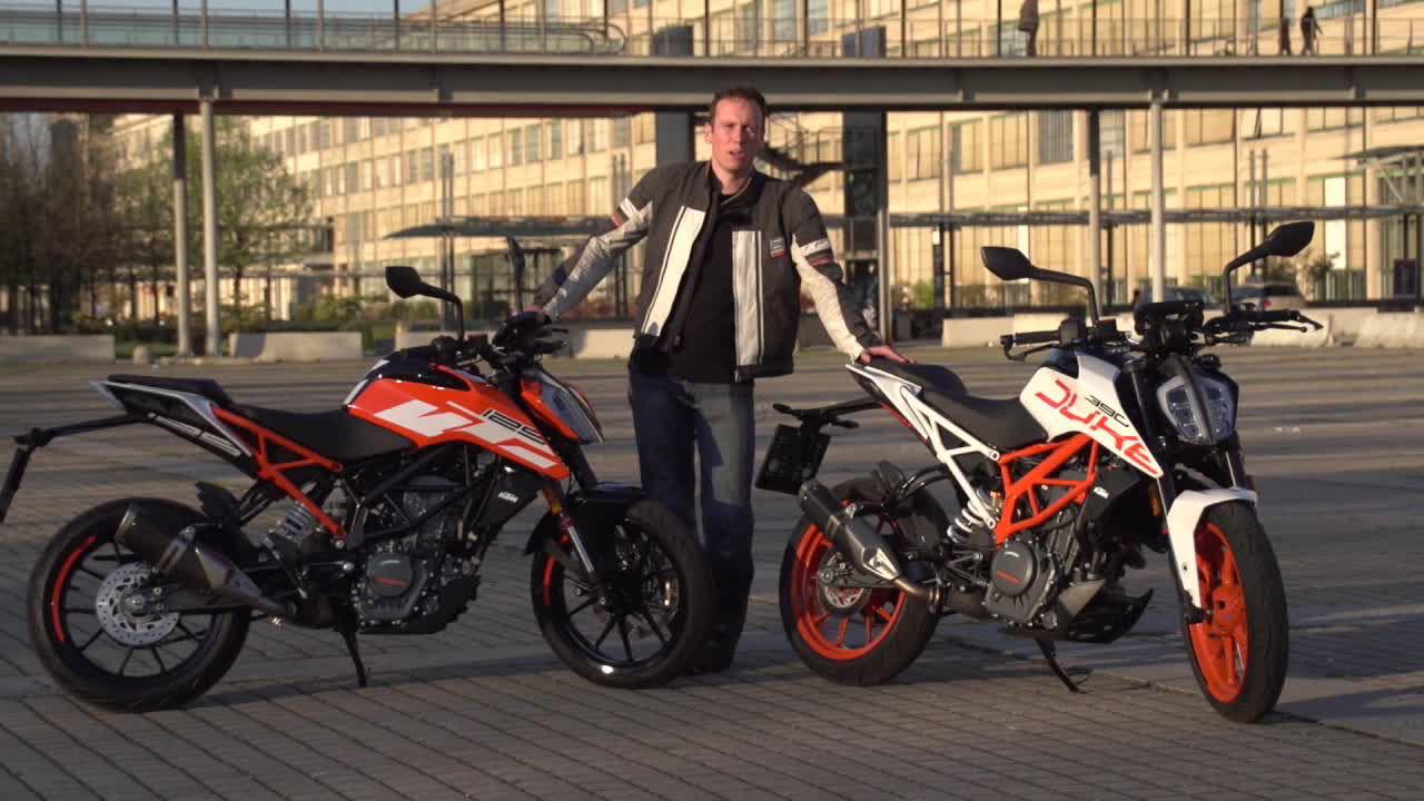 2017 KTM 125 Duke és KTM 390 Duke teszt - az igazi Betyársereg