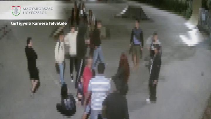Thumbnail for Tömegverekedés Tatabányán / Videó: Ügyészség.mp4
