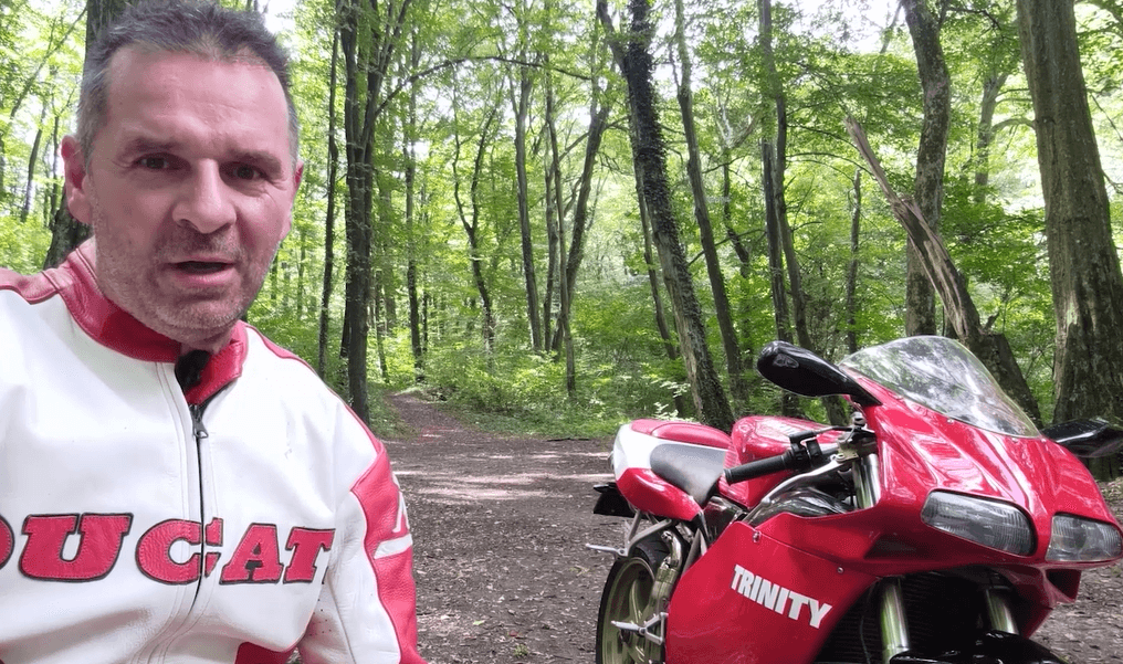 Thumbnail for Recsegő versenyző – Dodor tesztjén a Ducati 748