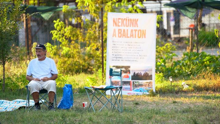 Thumbnail for Budapest Bike Maffia "Nekünk a Balaton"