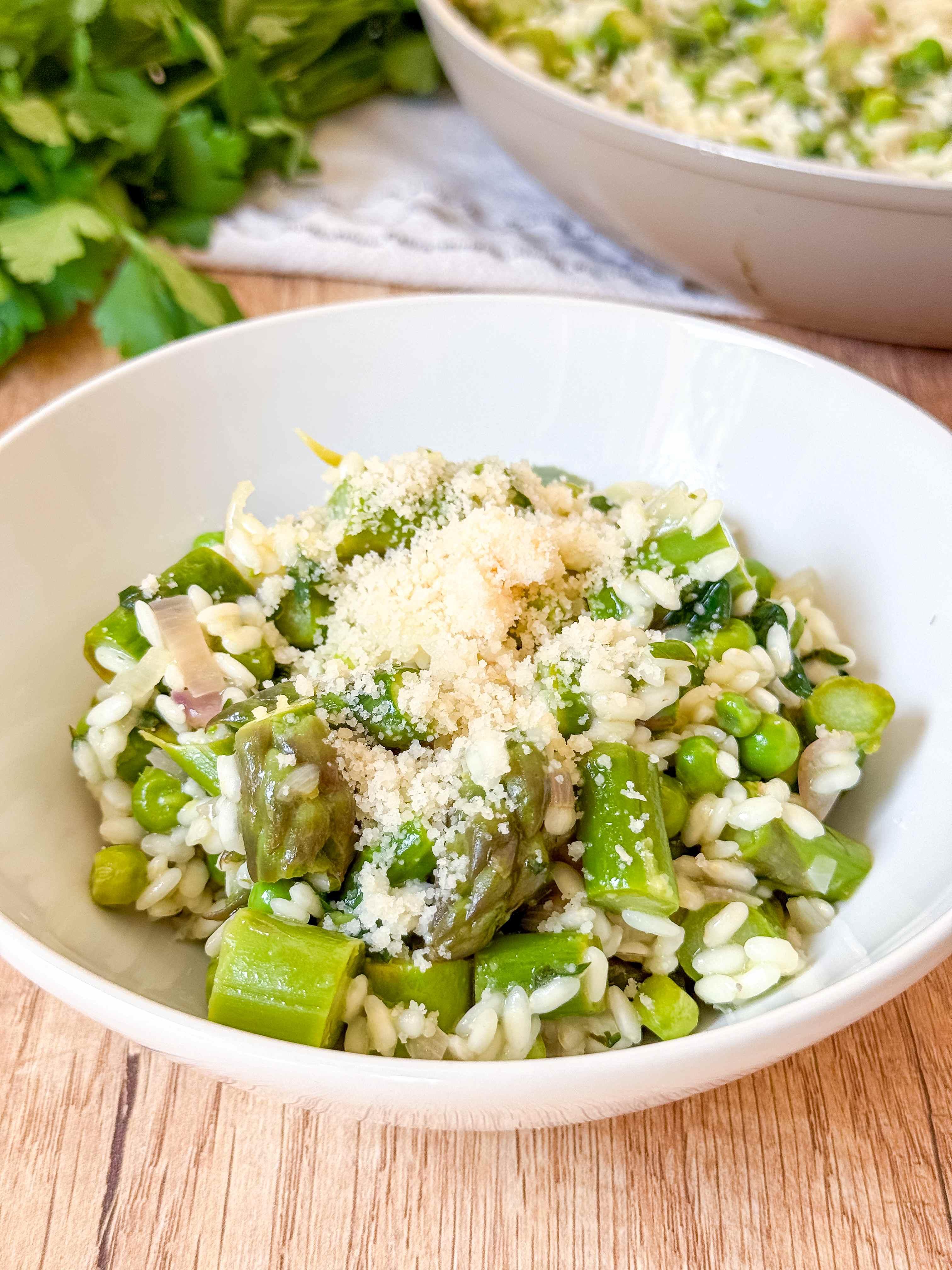 Spárgás-zöldborsós risotto