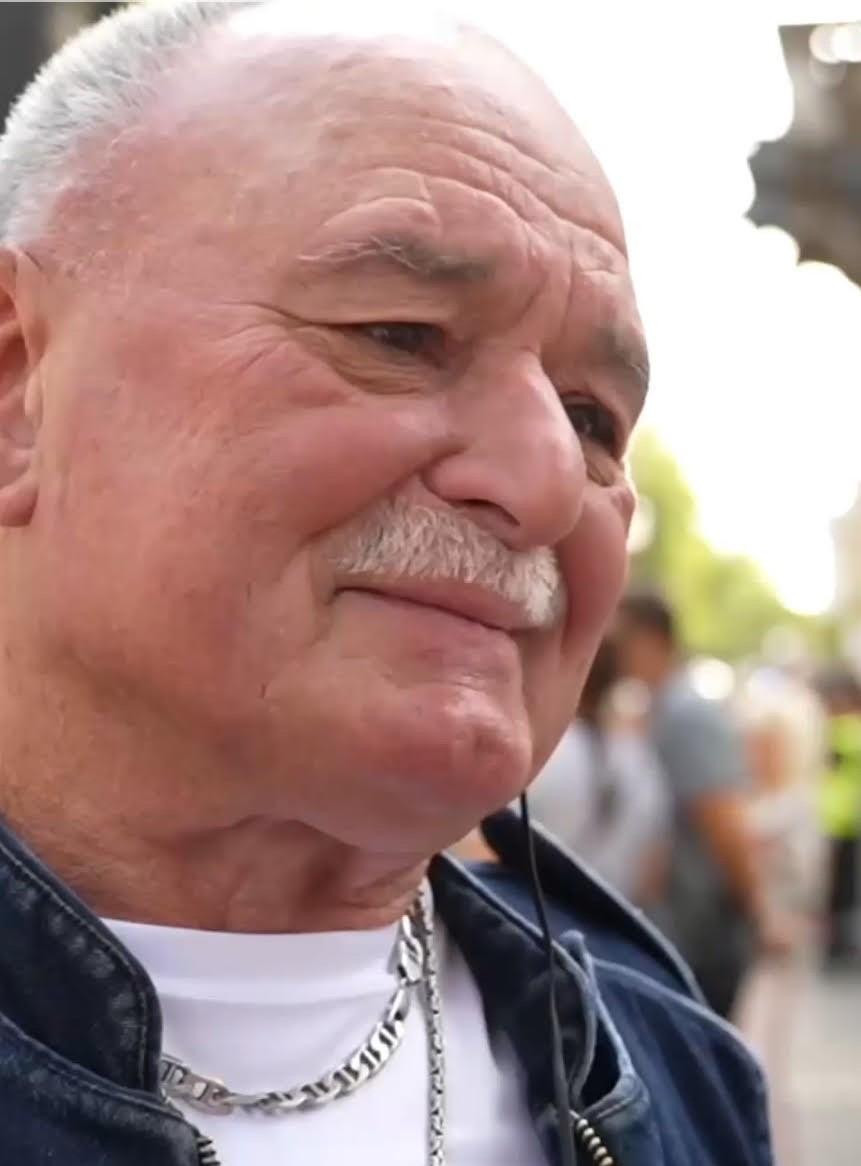 Nagy Feró a Terror Háza előtti tüntetésen szólt be Mandokinak