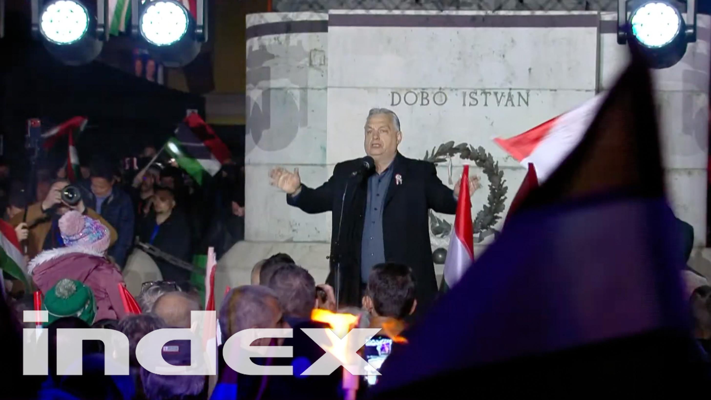 Thumbnail for Országjárás: „Most nagy a nyomás, ezért Orbánnak is ki kellett mennie az emberek közé”